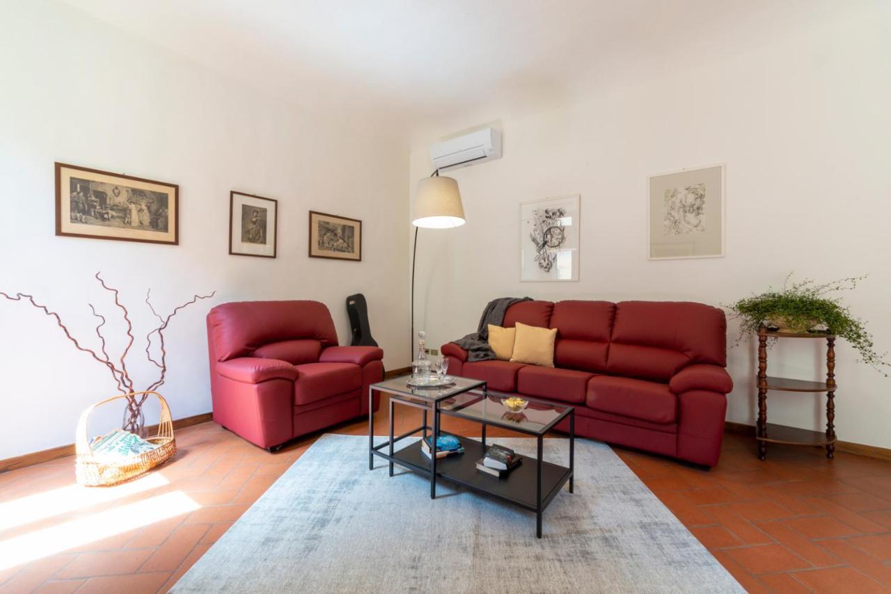 110 Sqm Apartment 6 Sleeps In Santa Croce Firenze Eksteriør bilde