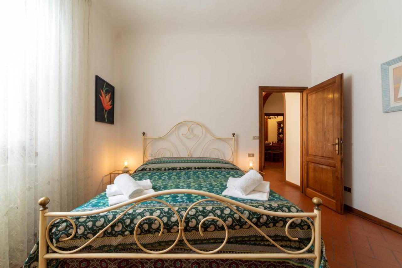 110 Sqm Apartment 6 Sleeps In Santa Croce Firenze Eksteriør bilde