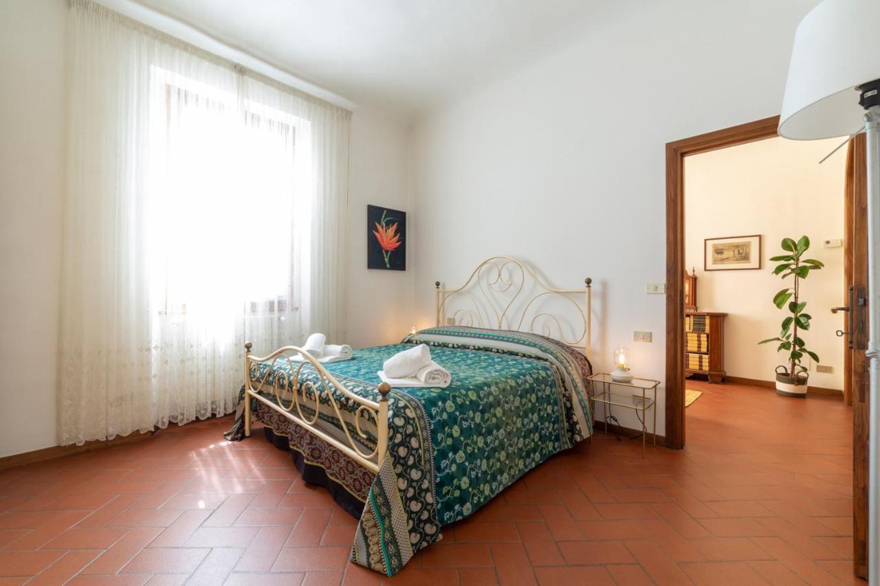 110 Sqm Apartment 6 Sleeps In Santa Croce Firenze Eksteriør bilde