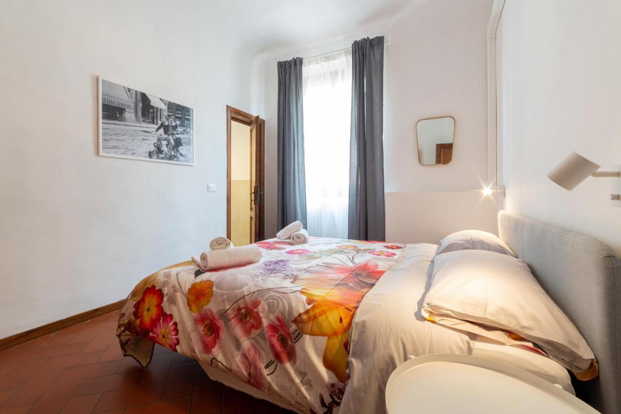 110 Sqm Apartment 6 Sleeps In Santa Croce Firenze Eksteriør bilde