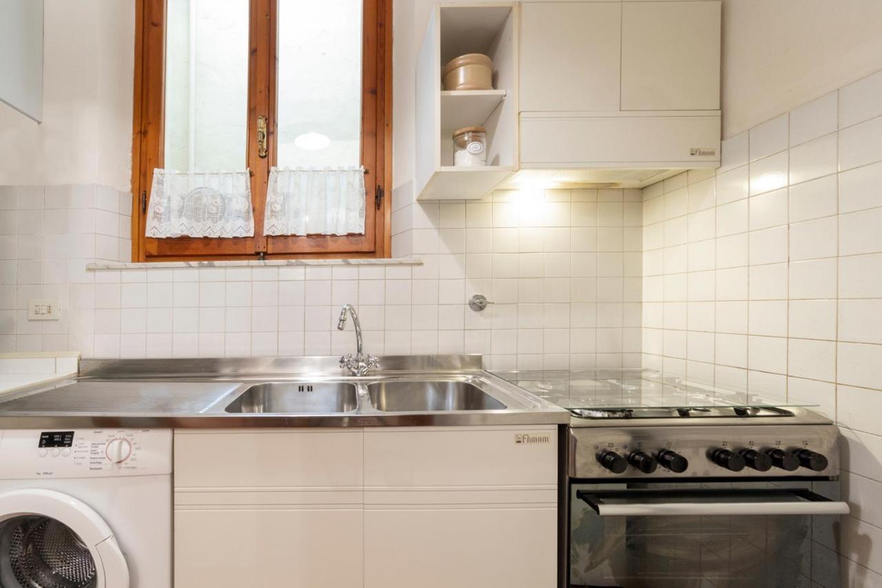 110 Sqm Apartment 6 Sleeps In Santa Croce Firenze Eksteriør bilde