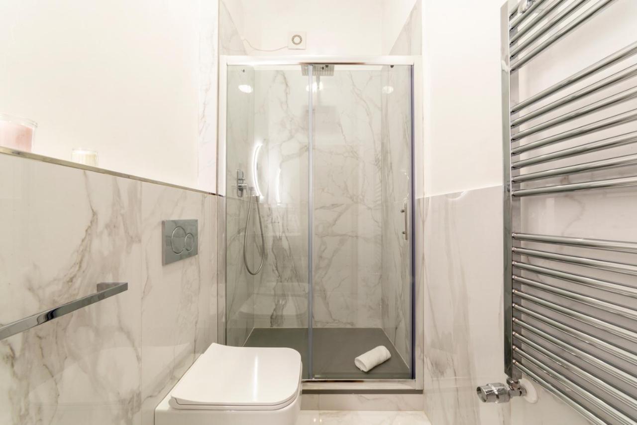 110 Sqm Apartment 6 Sleeps In Santa Croce Firenze Eksteriør bilde
